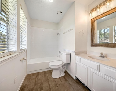16897 Blue Jay Street - Photo Thumbnail 13