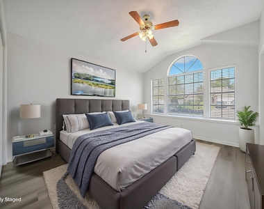 16897 Blue Jay Street - Photo Thumbnail 12