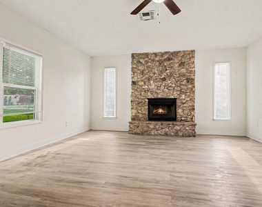 654 Ridge Drive - Photo Thumbnail 9