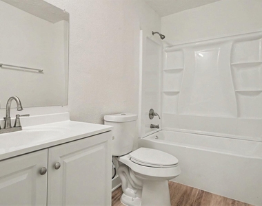 654 Ridge Drive - Photo Thumbnail 13
