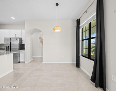 8008 Gullen Drive - Photo Thumbnail 7