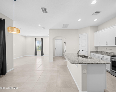 8008 Gullen Drive - Photo Thumbnail 8