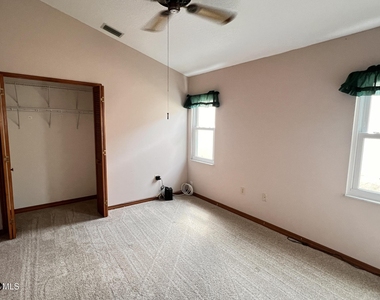 1014 S Fork Circle - Photo Thumbnail 11