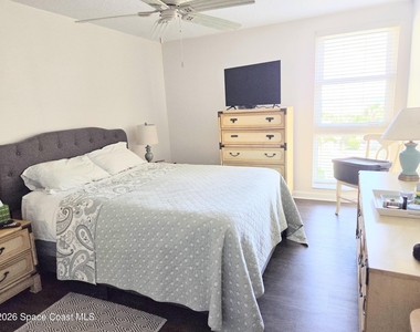 4700 Ocean Beach Boulevard - Photo Thumbnail 12