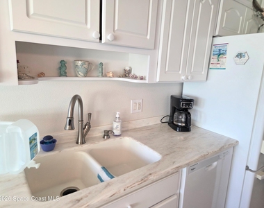 4700 Ocean Beach Boulevard - Photo Thumbnail 9