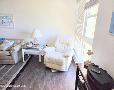 4700 Ocean Beach Boulevard - Photo Thumbnail 7