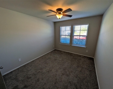 40462 Red Poppy Lane - Photo Thumbnail 8