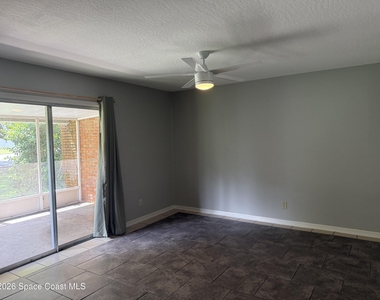2009 Renee Place - Photo Thumbnail 6