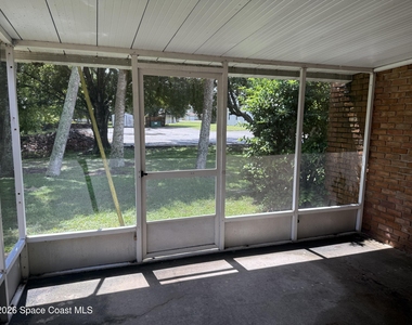 2009 Renee Place - Photo Thumbnail 10