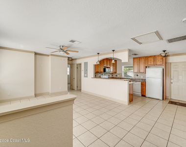 2512 Sarno Road - Photo Thumbnail 7