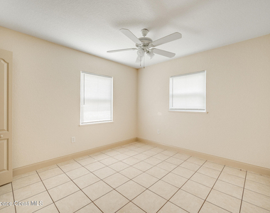 2512 Sarno Road - Photo Thumbnail 19
