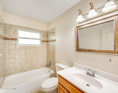 2512 Sarno Road - Photo Thumbnail 16