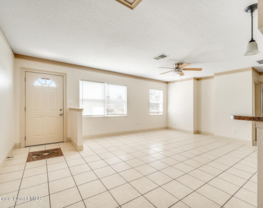 2512 Sarno Road - Photo Thumbnail 4