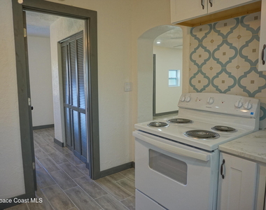 2836 Shwonda Avenue Ne - Photo Thumbnail 17