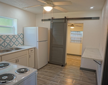 2836 Shwonda Avenue Ne - Photo Thumbnail 14