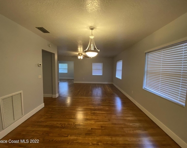 1136 Indian River Avenue - Photo Thumbnail 2