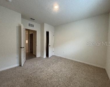 526 Anne Street - Photo Thumbnail 13