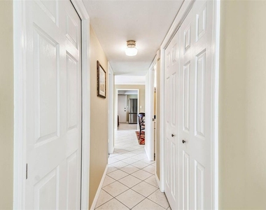 101 Benjamin Franklin Drive - Photo Thumbnail 32