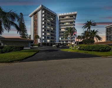 101 Benjamin Franklin Drive - Photo Thumbnail 2