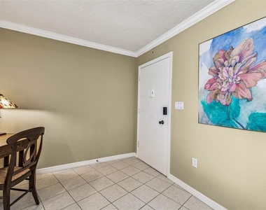 101 Benjamin Franklin Drive - Photo Thumbnail 5