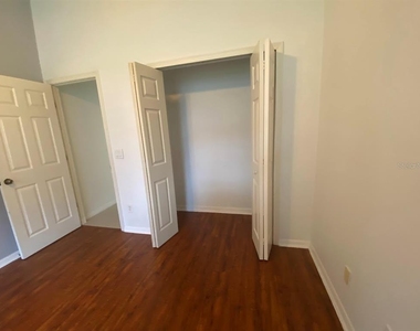 11744 Holly Creek Drive - Photo Thumbnail 31