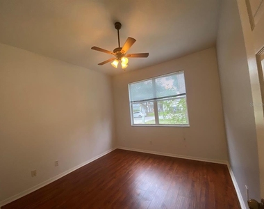 11744 Holly Creek Drive - Photo Thumbnail 32