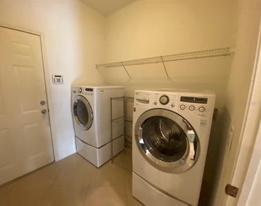 11744 Holly Creek Drive - Photo Thumbnail 13