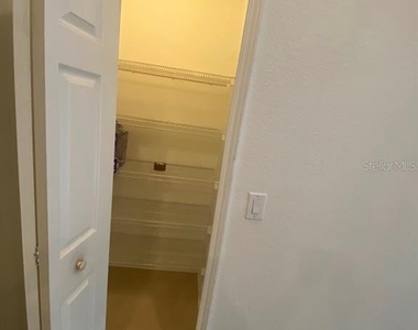 11744 Holly Creek Drive - Photo Thumbnail 17