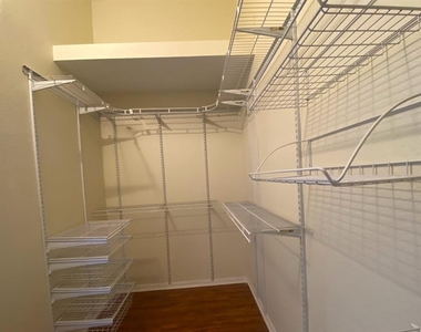 11744 Holly Creek Drive - Photo Thumbnail 25