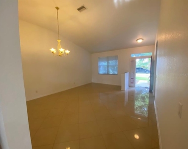 11744 Holly Creek Drive - Photo Thumbnail 4