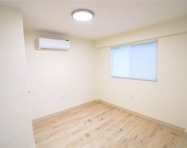 535 14th Avenue S - Photo Thumbnail 5