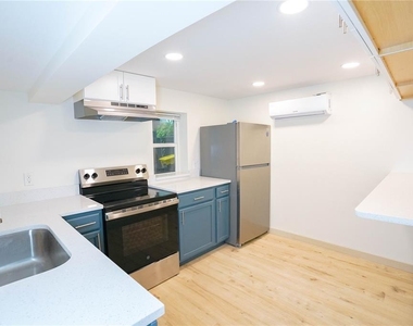 535 14th Avenue S - Photo Thumbnail 1
