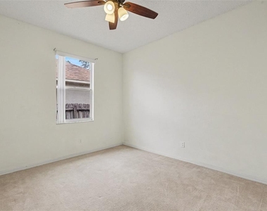 517 Greg Street - Photo Thumbnail 23