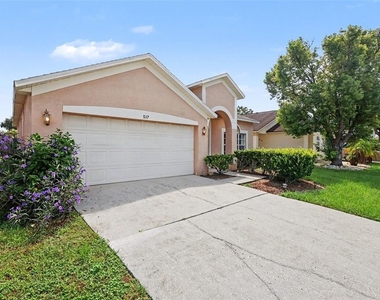 517 Greg Street - Photo Thumbnail 1