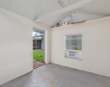 1520 S Church Avenue - Photo Thumbnail 28