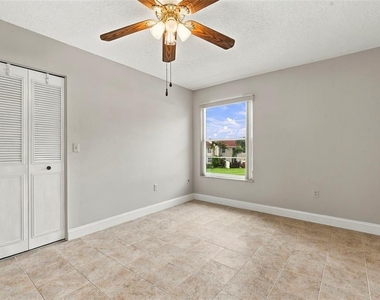 2700 Bayshore Boulevard - Photo Thumbnail 16
