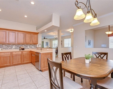 8005 Shaddock Place - Photo Thumbnail 4