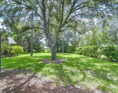 8005 Shaddock Place - Photo Thumbnail 24