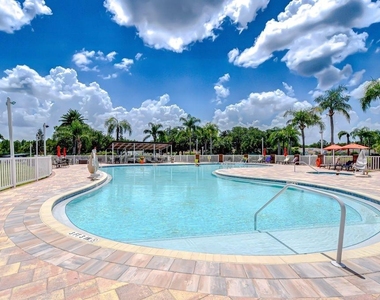 8005 Shaddock Place - Photo Thumbnail 36