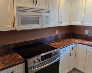 14459 River Beach Drive - Photo Thumbnail 5