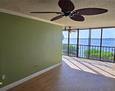 14459 River Beach Drive - Photo Thumbnail 9