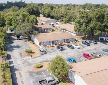 1400 Strawberry Place - Photo Thumbnail 1
