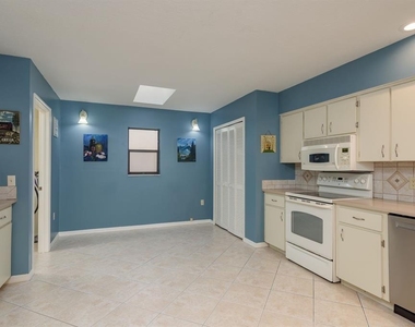 6340 Garland Court - Photo Thumbnail 14