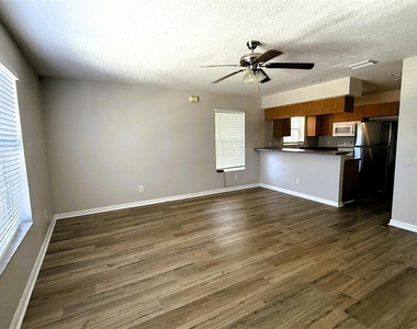 655 3rd Avenue N - Photo Thumbnail 3