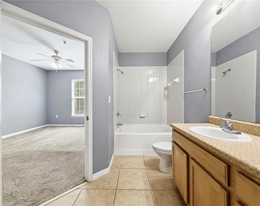 10209 Courtney Palms Boulevard - Photo Thumbnail 14