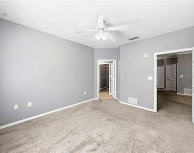 10209 Courtney Palms Boulevard - Photo Thumbnail 9
