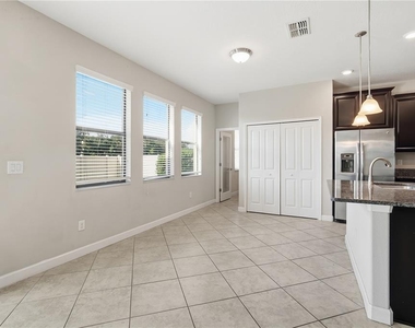 11929 Twilight Darner Place - Photo Thumbnail 7