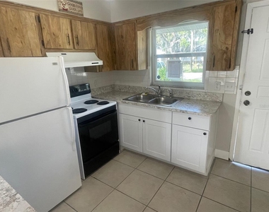 7322 Janczlik Drive - Photo Thumbnail 6
