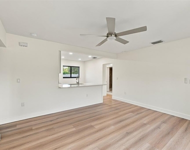 3215 W Dewey Street - Photo Thumbnail 20