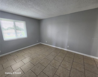 239 Red Maple Place - Photo Thumbnail 12